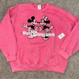 NWT Small Disney Parks 2024 Valentines Day Mickey & Minnie Crew